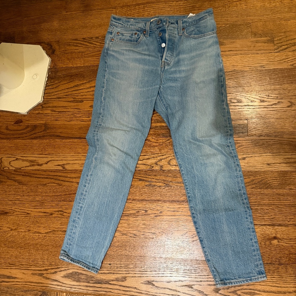 Size 27 Levi's High Rise Jeans